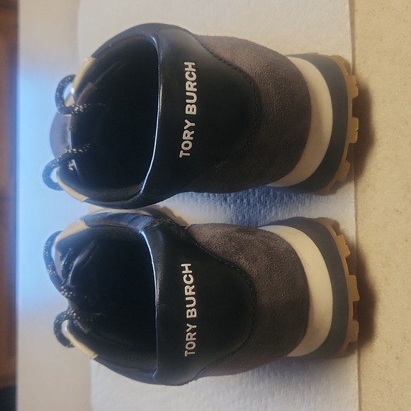 NWOB Tory Burch Vintage Nylon Sneakers/Gym Shoes, Black/Tan, Women's Size 8 - Picture 6 of 12